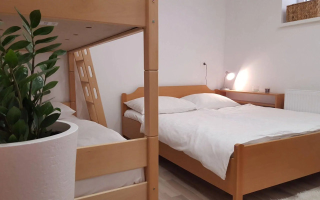 Rooms & Apartments Kepic