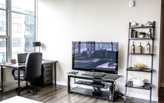 Union Station Penthouse 408