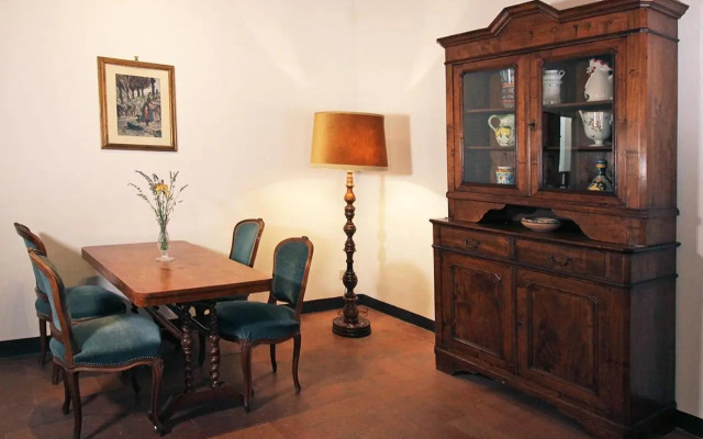 Mint Apartment - Super Central, Quiet, Romantic, close to Finest Restaurants