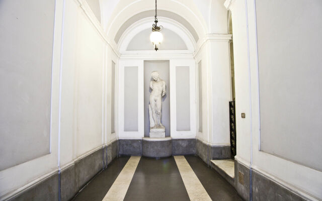 Corso 12 - Roma