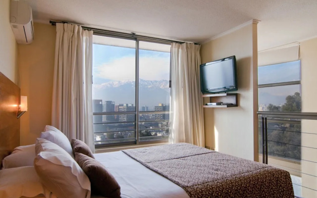 Park Suite Huerfanos