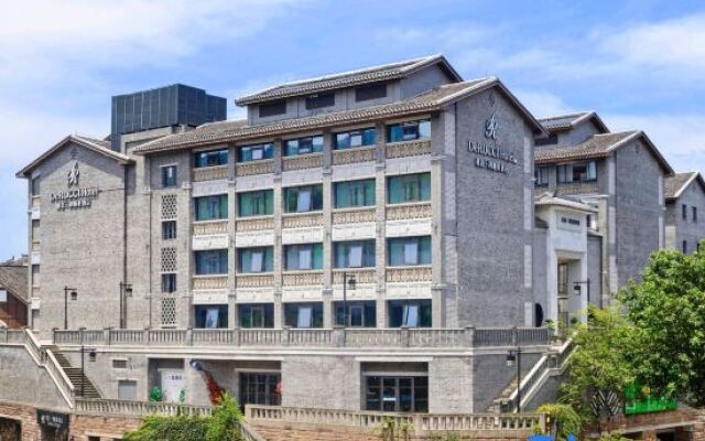 DeRucci Hotel (Chongqing Ciqikou Metro Station Store)