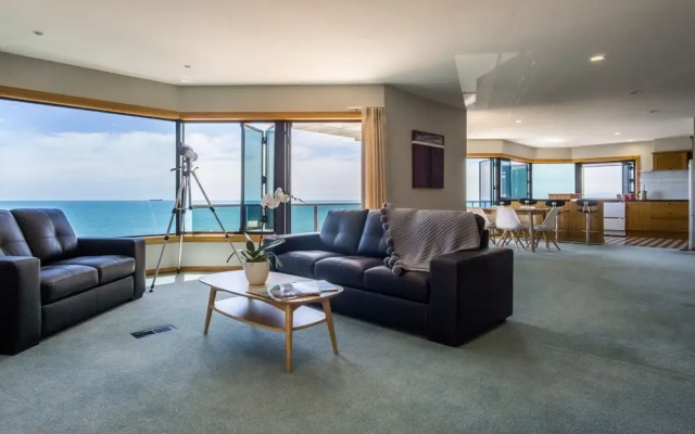 Waterfront On Woolcombe