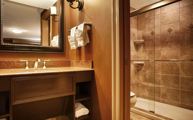 Best Western Plus French Quarter Courtyard Hotel