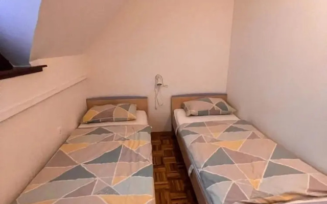 Mad House Apartment 1, Terme Čatež
