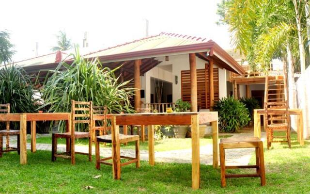 Harmony City Bungalows (Harmony Hotel )