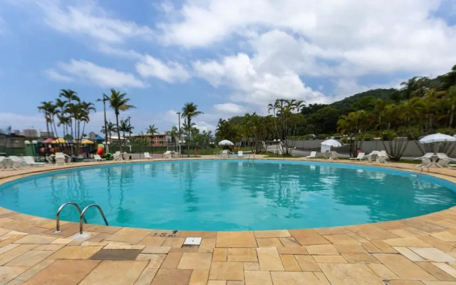 Casa em Condom nio com Piscina Wi-fi e Garagem
