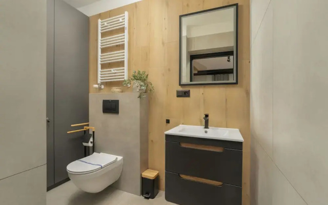 Secret Garden Apartment by Renters