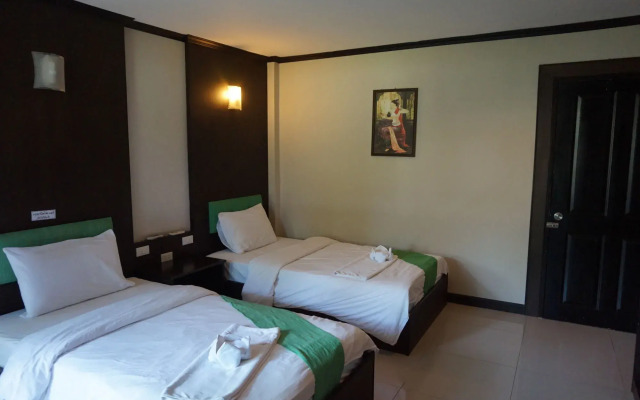 Nakhaburi Hotel & Resort