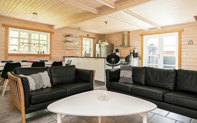 Pleasing Holiday Home in Syddanmark near Sea