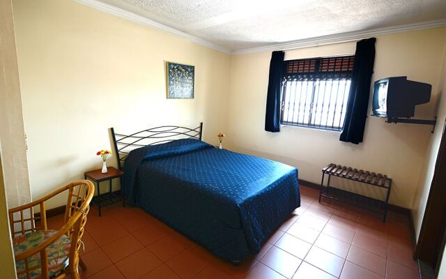 Tourist Hotel