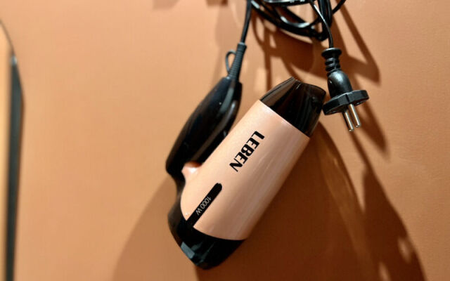 Диван и Чемодан на ул. Вокзальная магистраль, 2