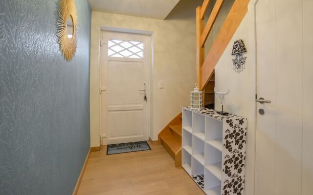 Charming Holiday Home in Seloignes with Garden