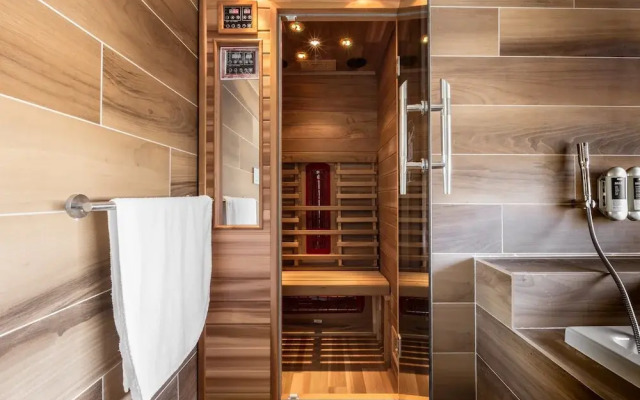 Jean De Valette Boutique Living