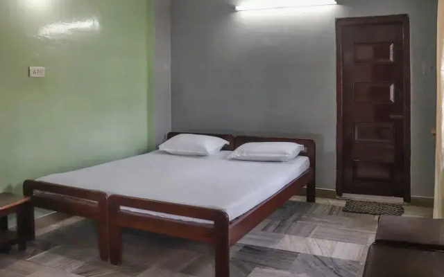 Hotel Galaxy by OYO Rooms