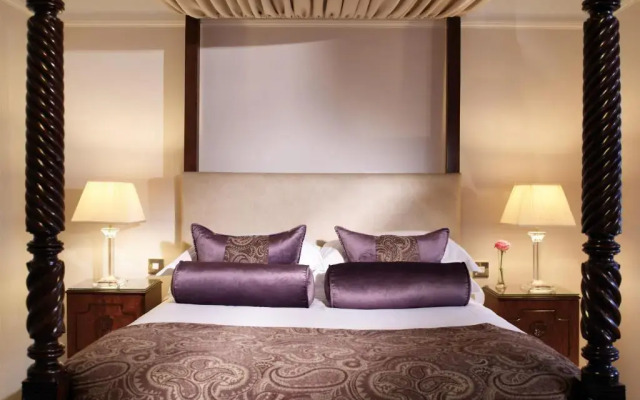 Macdonald Compleat Angler