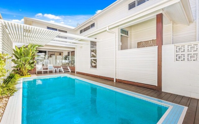 Salt Beach House 22