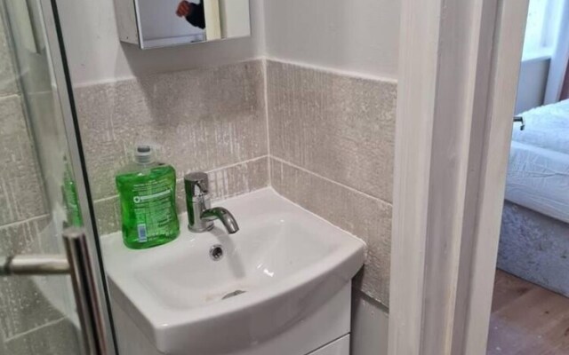 Stunning Studio in Reading Town Centre