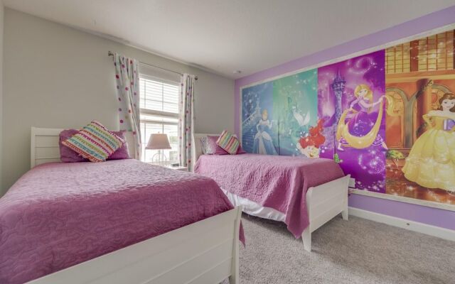 Champions Gate Resort - Modern Furnishings