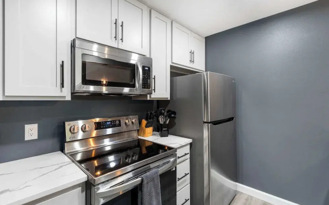 Top Notch Condo for 6