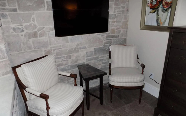 The Barracks Inn