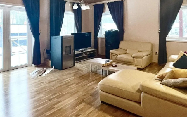 8 Person Holiday Home in Monsteras