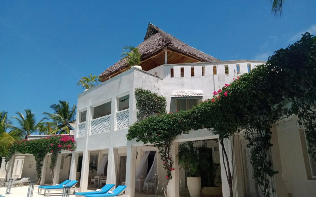 The Villa Luxury Suites Hotel