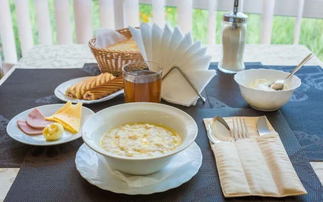 Guest Complex Edelweiss