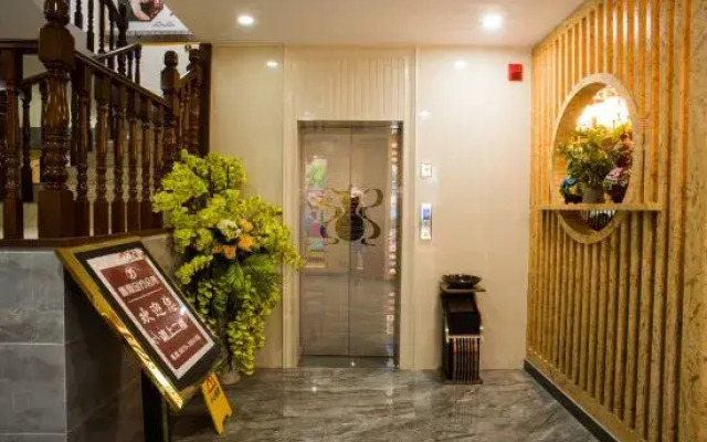 Lancang Chashan Spring Rain Hotel