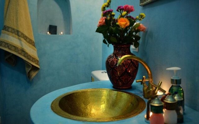 Riad Bleu Topaze