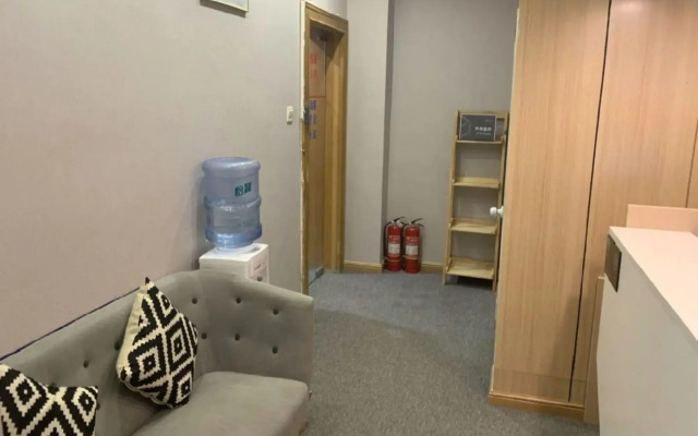 SpaceBox Hotel (Communication University of China)