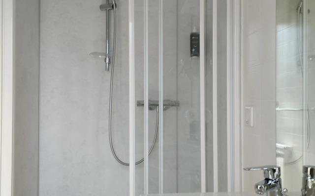 Brit Hotel L'Arrivée Guingamp