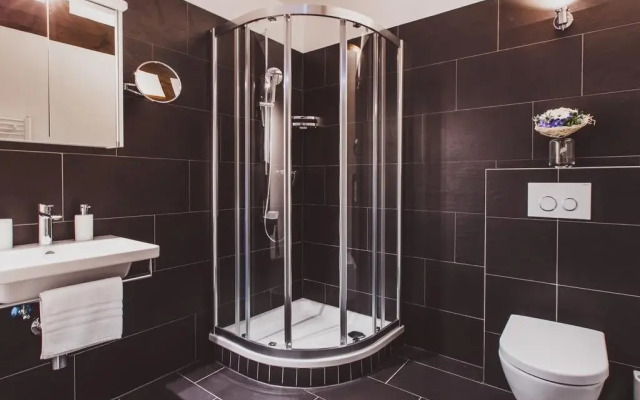 UNIQUE-Hotel LA VATGA (Adult Only)