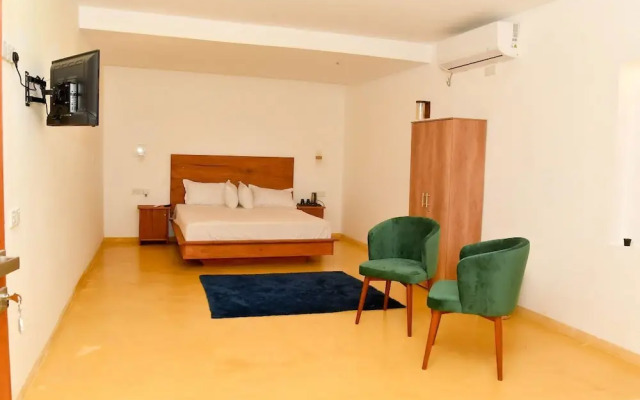 Sri Lanka Beach House Hotel and SPA