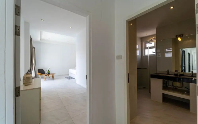 Modern Large 2 Bedroom Pool Villa - PV2