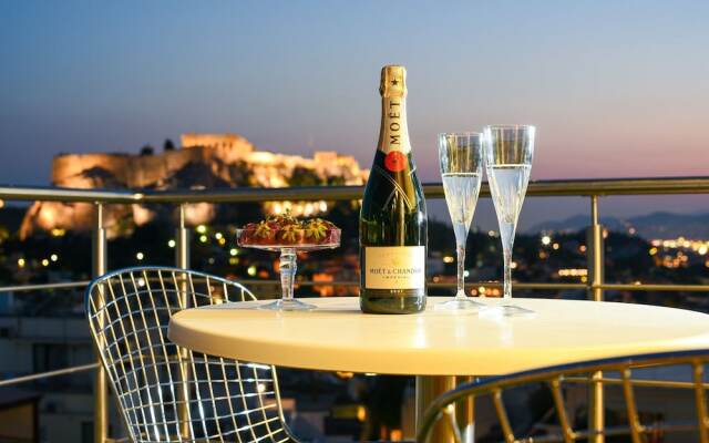 Majestic Homm Penthouse in the Heart of Plaka