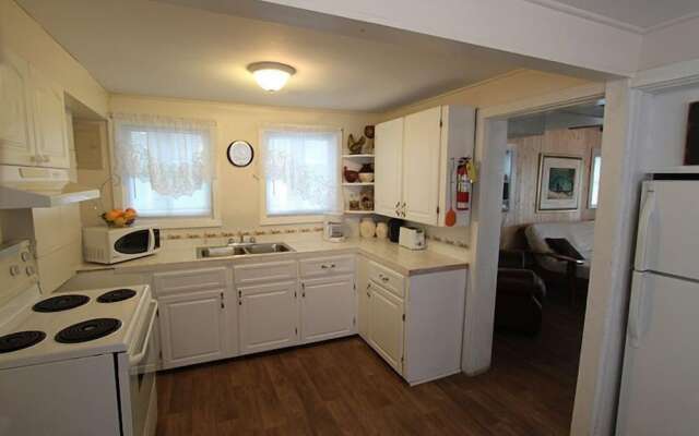 Riverview Cottages