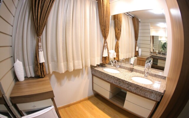Parana Hotel Express