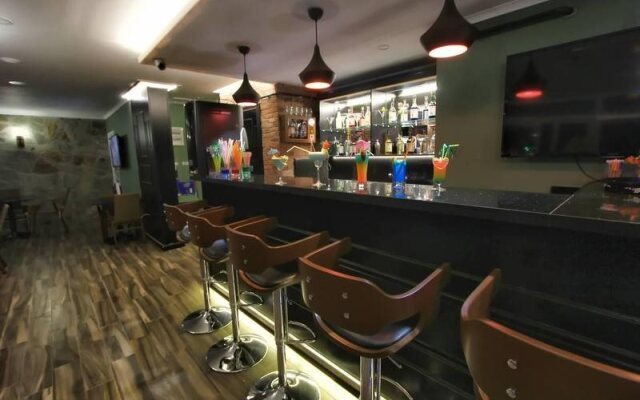 Hermias Marin Hotel