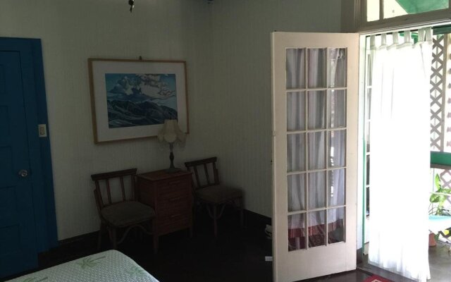 Hakuna Matata Maui Hostel