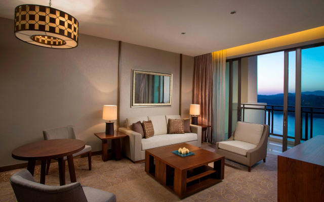 Sheraton Huizhou Bailuhu – Guest Rooms – Huizhou