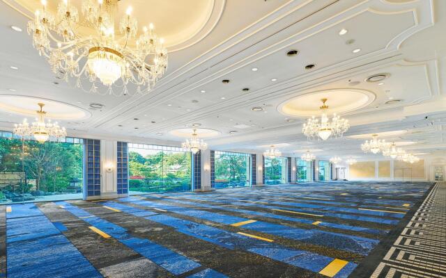 Hotel New Otani Tokyo, The Main