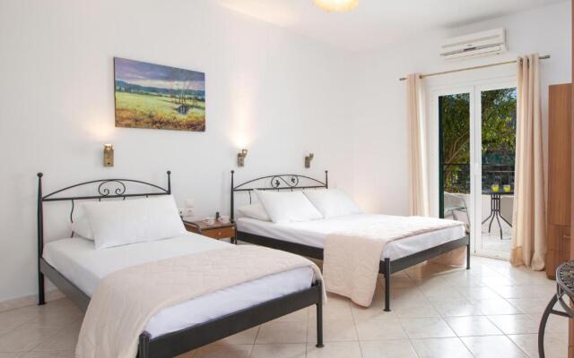 Spacious Studios Lefkada Mountain View Near Beach