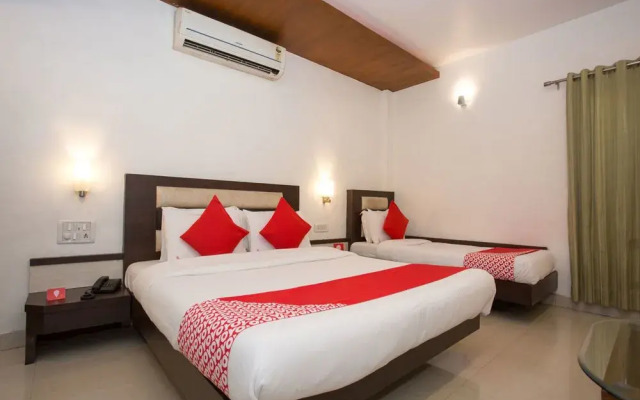 OYO 10440 Hotel Surabhi