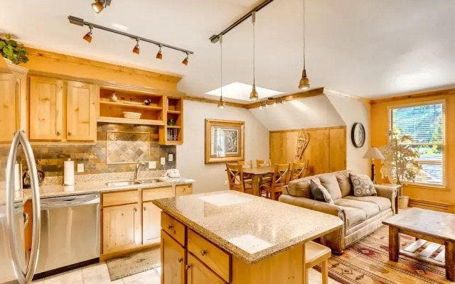 Jackpine & Black Bear Condos