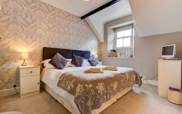 Lyndale Guest House