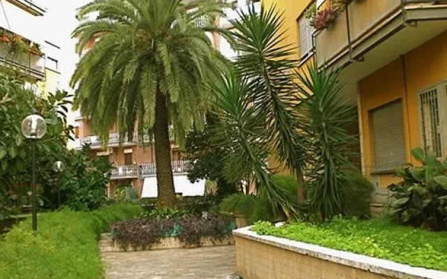 Turisti a Roma - Domus Balduina