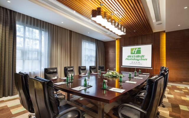 Holiday Inn Qingdao Expo, an IHG Hotel