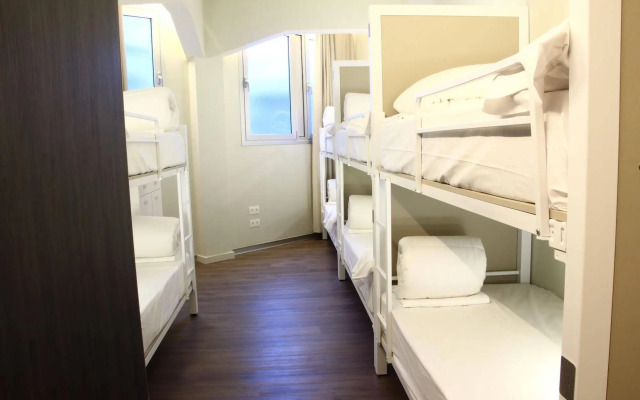 Poshtel Bilbao Premium Hostel