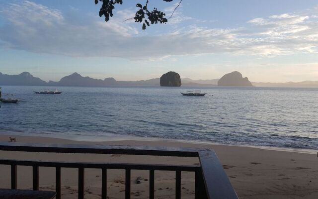 The Alternative Beach Cottages